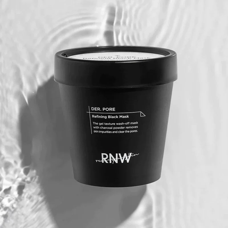 DER. Porenverfeinernde schwarze Maske