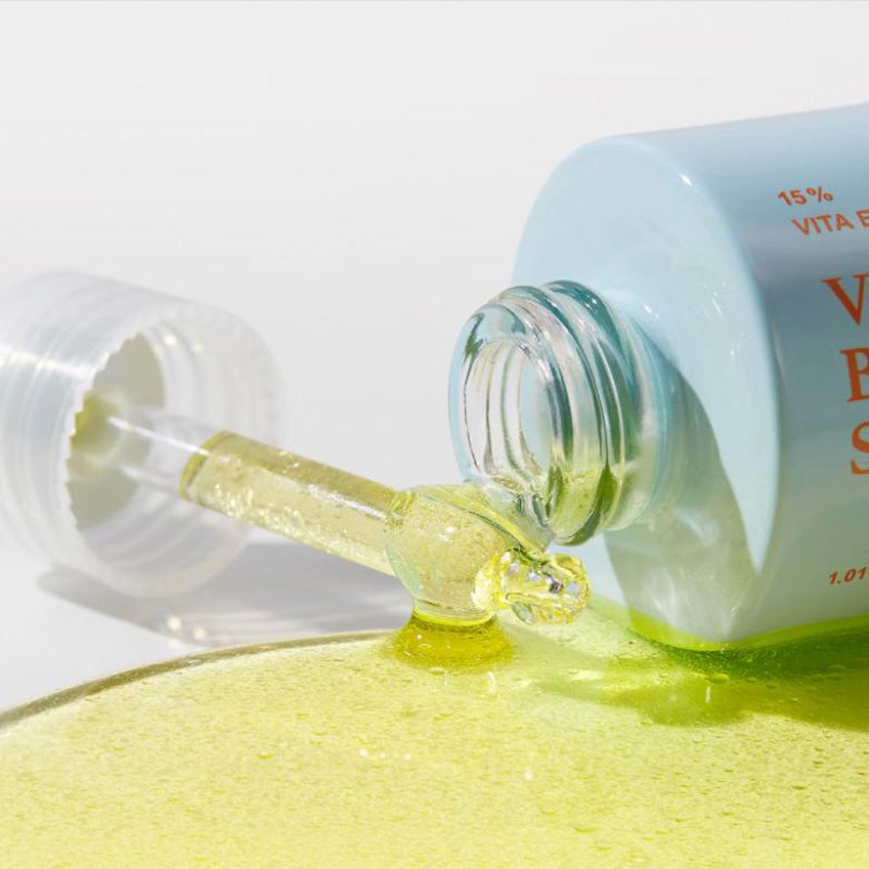 Aufhellendes Serum mit Vitamin C