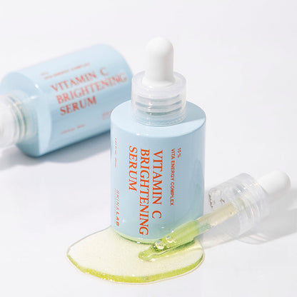Aufhellendes Serum mit Vitamin C
